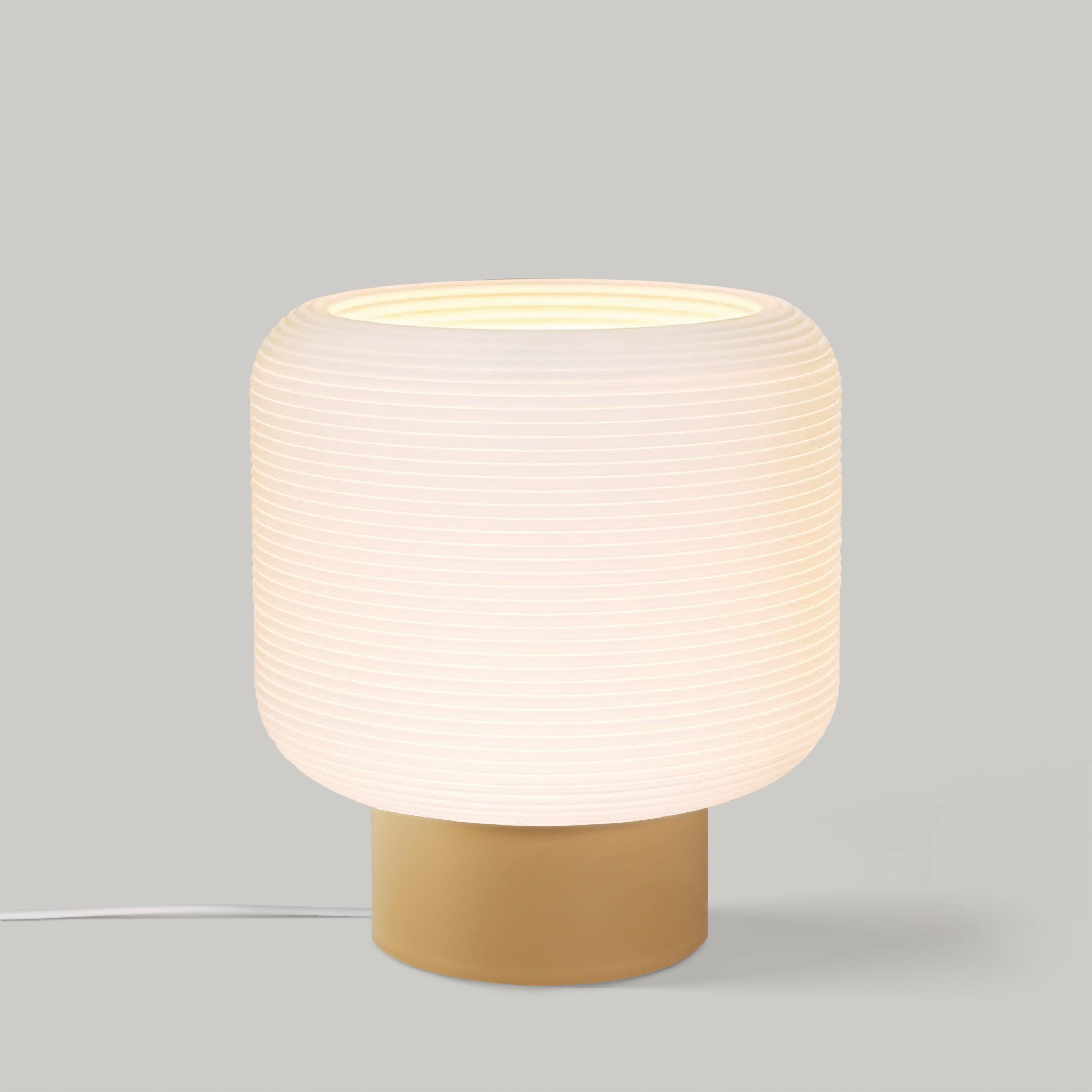Modern Ribbed Table Lamp – Dimmable LED, Sculptural Design, Eco-Friendly